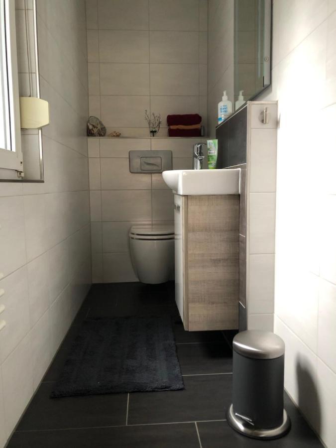 Body Kult Loft - Modernes Appartement Mit 2 Separaten Schlafzimmern ツウィッカウ エクステリア 写真