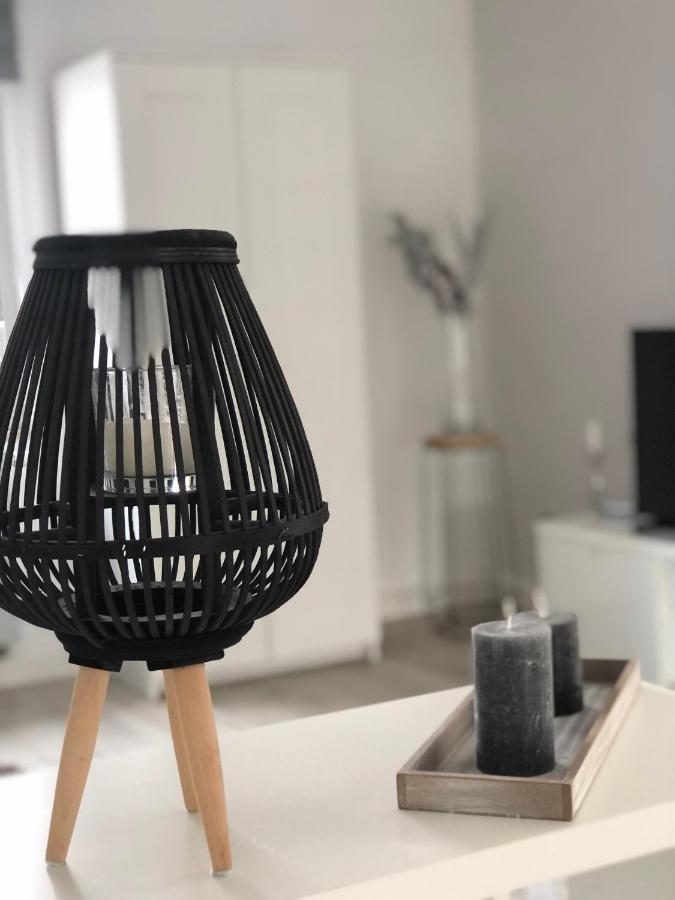 Body Kult Loft - Modernes Appartement Mit 2 Separaten Schlafzimmern ツウィッカウ エクステリア 写真